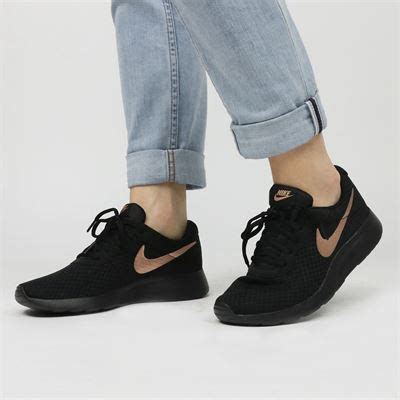 dames nike sneakers zwart|cool Nike sneakers for women.